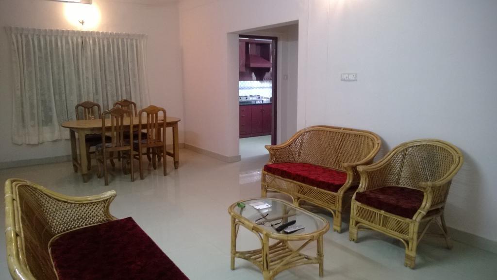 Indeevaram Apartments Kovalam Pokoj fotografie
